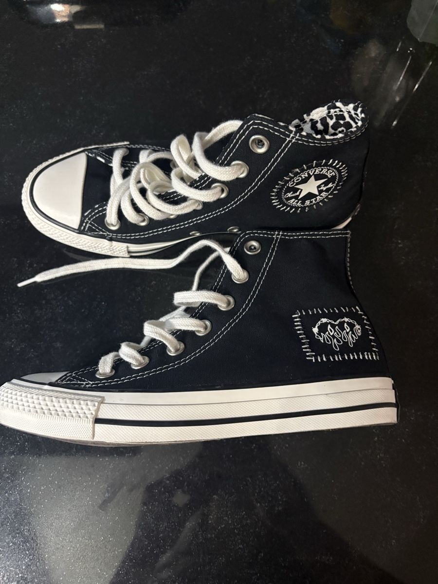 Converse Scarpe da donna: Converse Neu – Nuovo (secondo la descrizione) da Summaprada venduto da Cody09