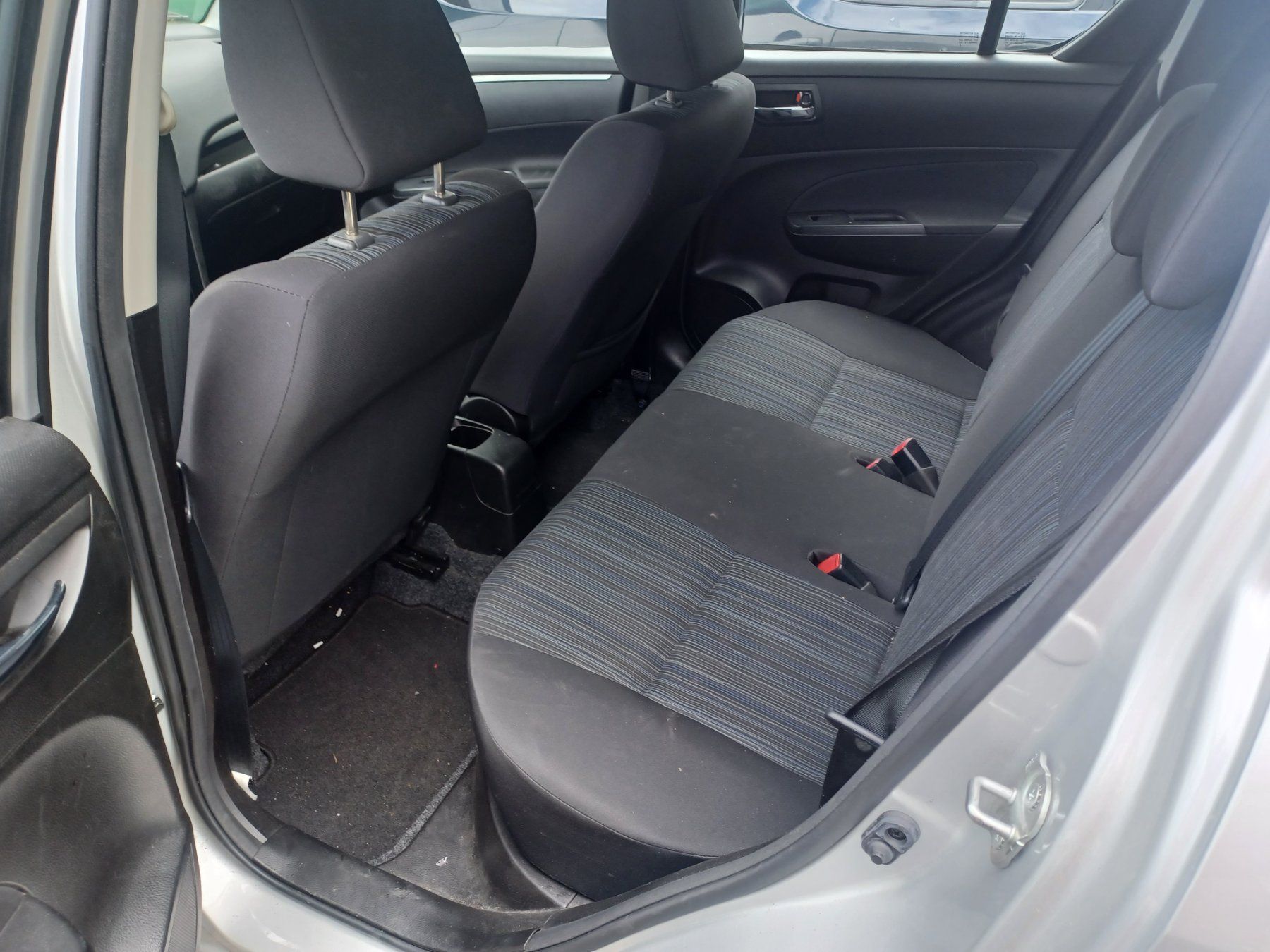 Suzuki Autos: Suzuki Swift 4×4 – Gebraucht aus Alterswil FR von sie_9nrr 4
