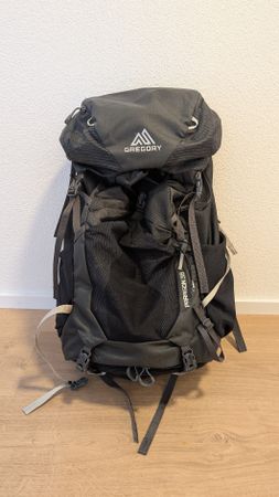 Gregory Paragon Lightweight Rucksack 38L Gr. S/M anthrazit