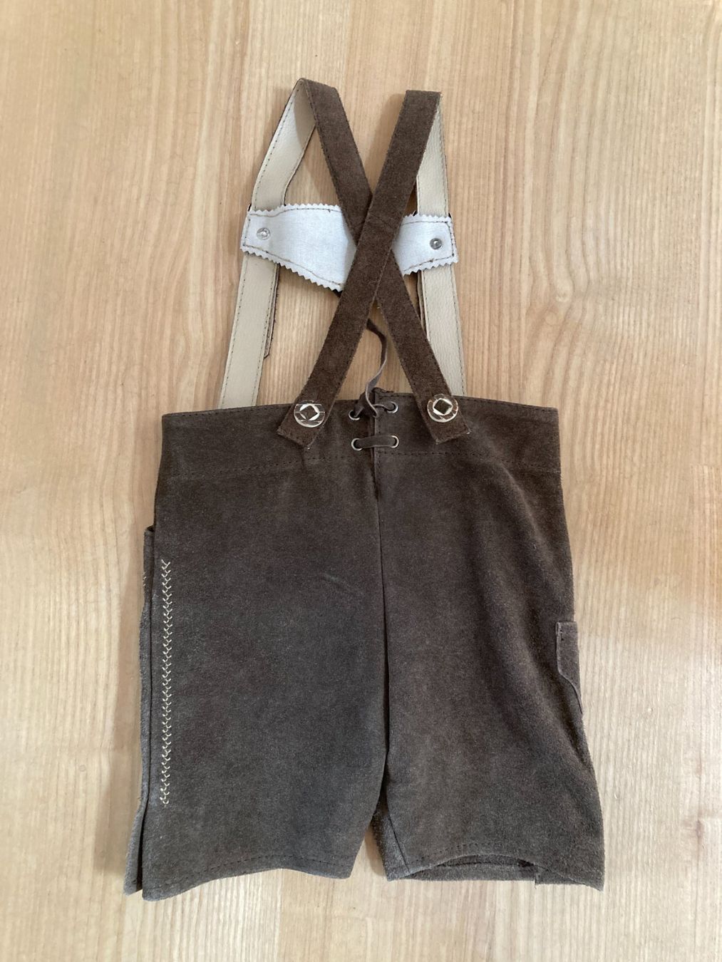 Pantaloni: Lederhosen Knaben Gr. 86 – Usato da Stalden (Sarnen) venduto da armorika 1