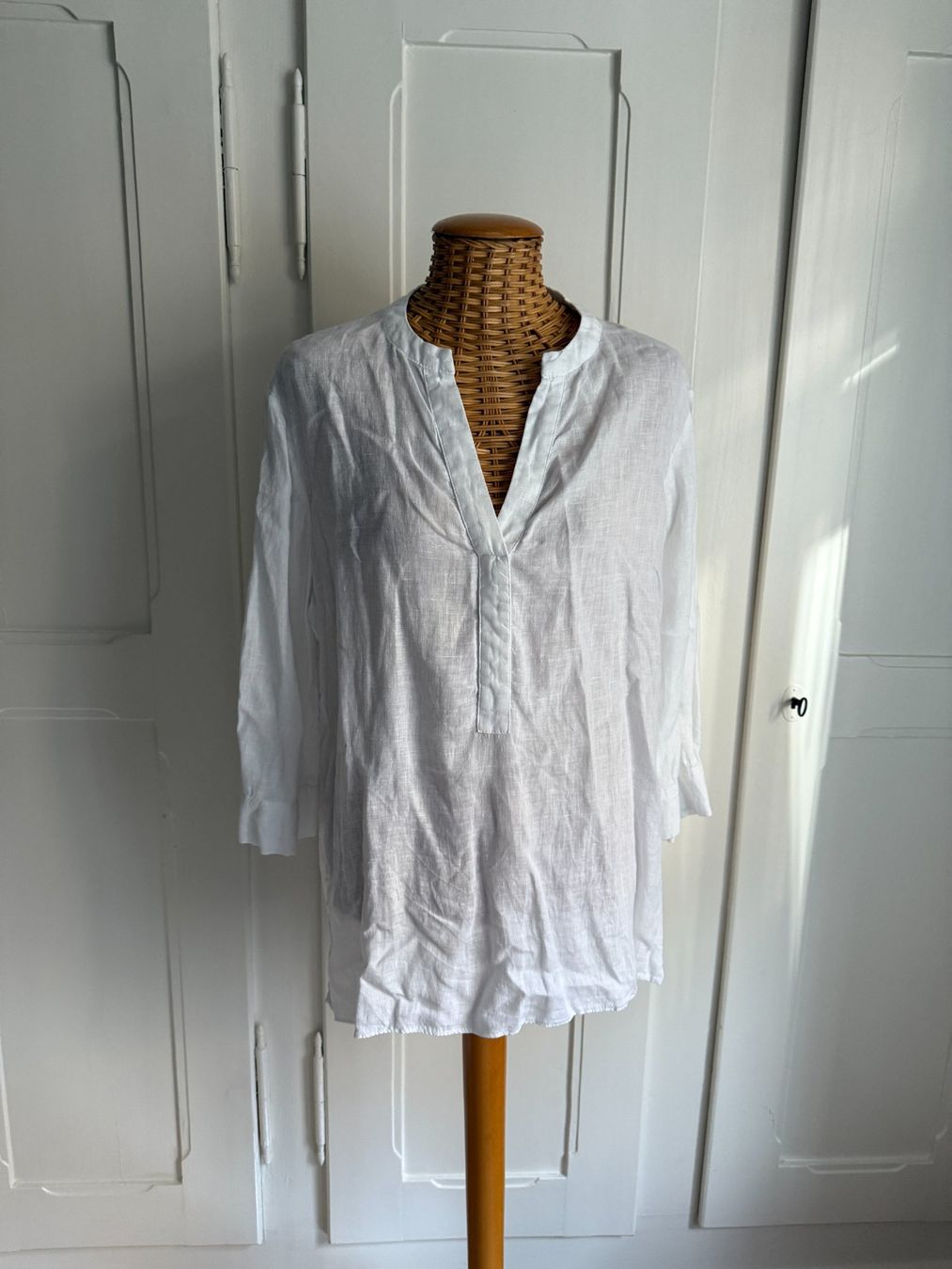 Someday Blusen: SOMEDAY - Leinenbluse weiss 38 – Gebraucht aus Zürich von Diazaio