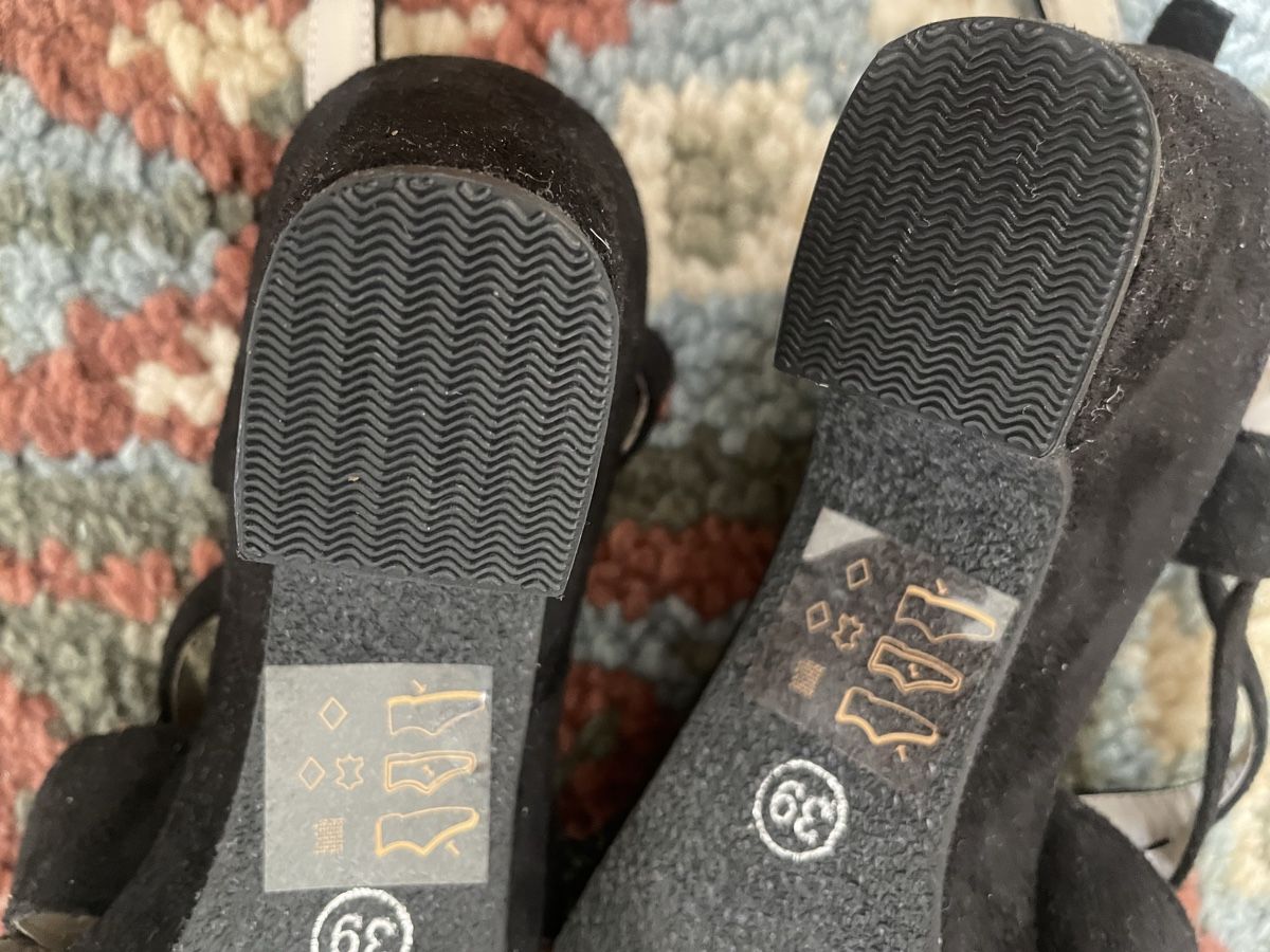 Scarpe da donna: Andrea Conti Sandale 39 – Usato da Gutenswil venduto da Bregenzer8610 4