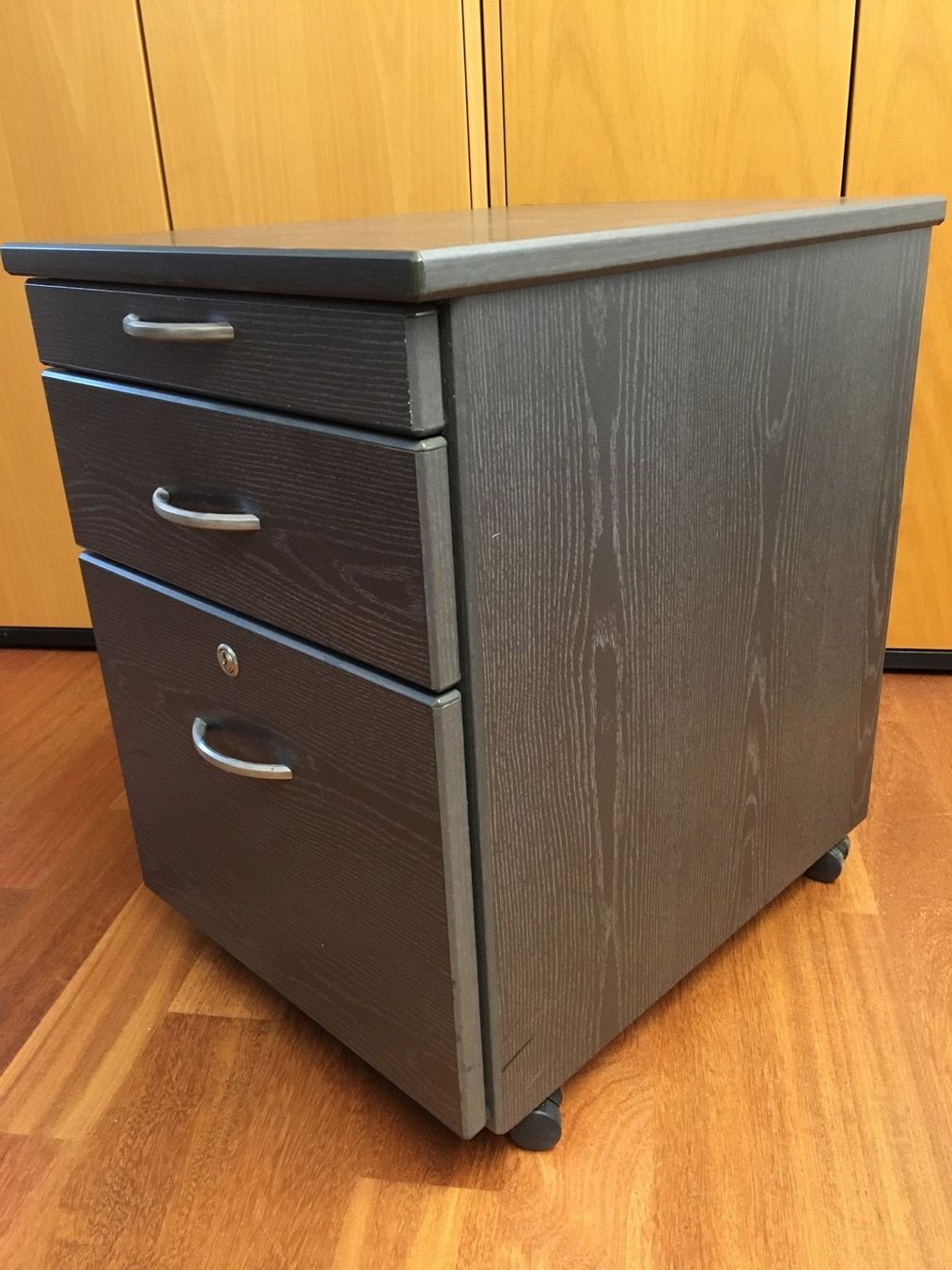 Banconi: Korpus Büromöbel / Rollcontainer – Usato da Sarnen venduto da jsc_65gt 1