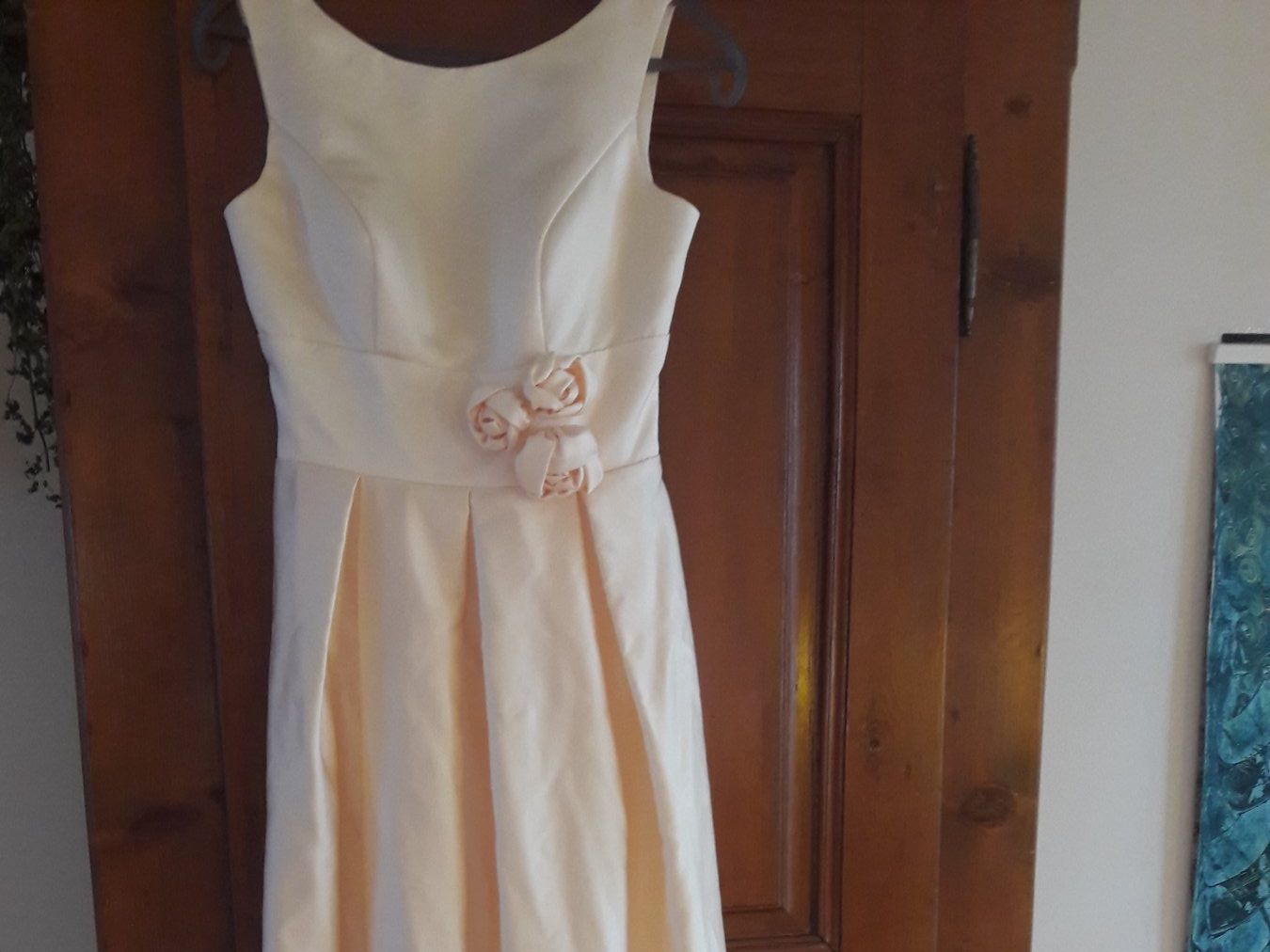 Kleider: KLEID - FESTKLEID -  Lang mit BLUME - Creme-Farbe - ca. 32 – Gebraucht aus Luzern von miocarobabbonetoscan 5