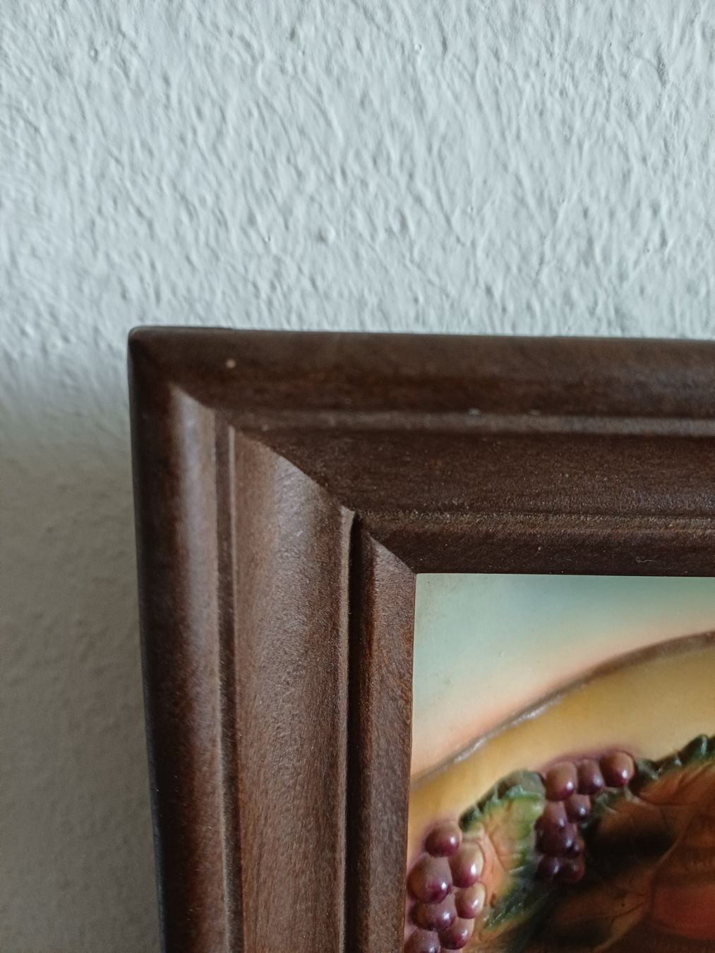 Foto & Immagini: Dreidimensionales Wandbild Relief Mädchen in einem Weinberg – Usato da Marly venduto da Rolmax 4