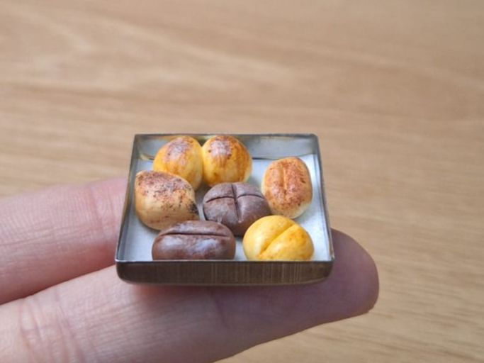 Puppenhäuser & -möbel: Brötli Backblech, Handgemacht, Puppenhaus – Neu (gemäss Beschreibung) aus Zürich von HandmadeTinyFood 3