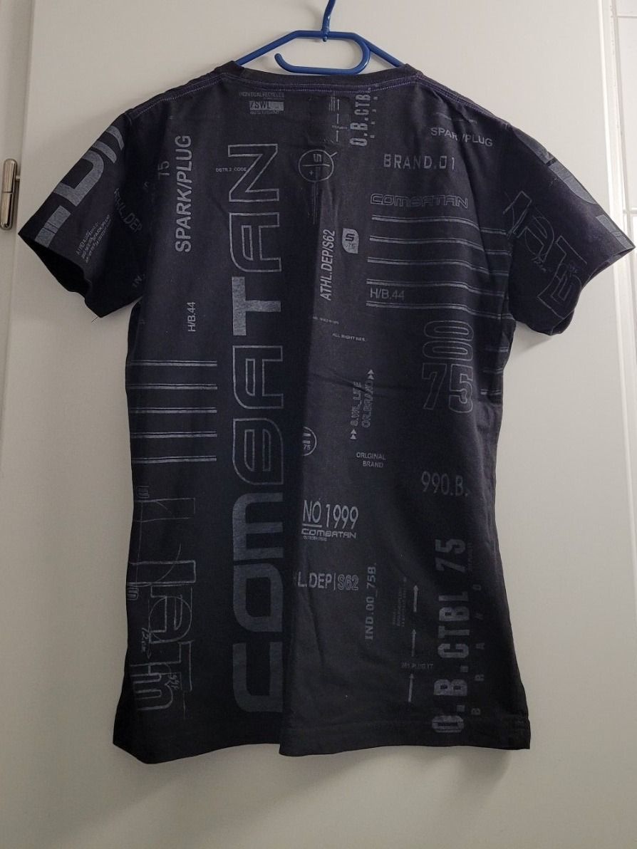 Chemises, T-shirts & Polos: T-shirt – D'occasion à Biel/Bienne par Leila32 1