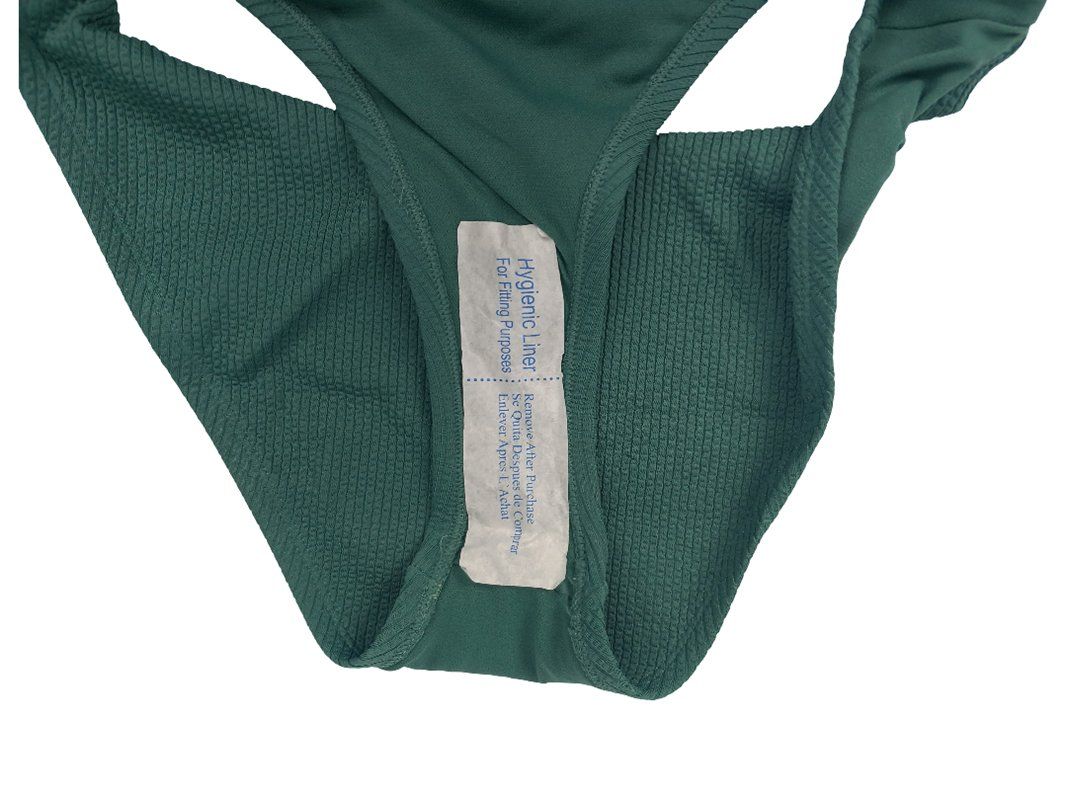 Nike Costumi da bagno & Bikini: NIKE Swim Badeanzug Damen Gr. L – Nuovo (secondo la descrizione) da Hünenberg venduto da Restwert_Zug 2
