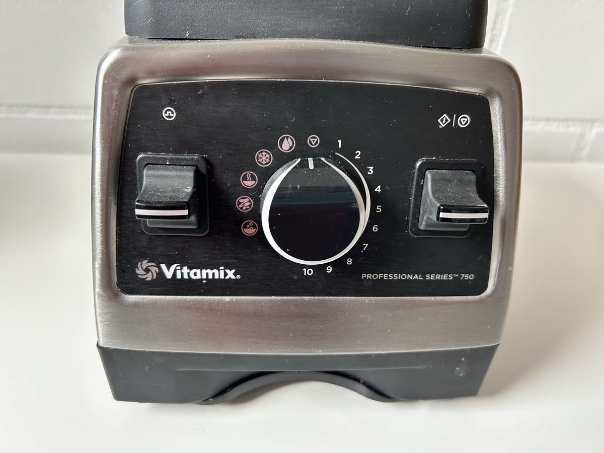 Vitamix Elettrodomestici da cucina: Vitamix Professional Series 750 – Usato da Jonen venduto da Elenstar 1