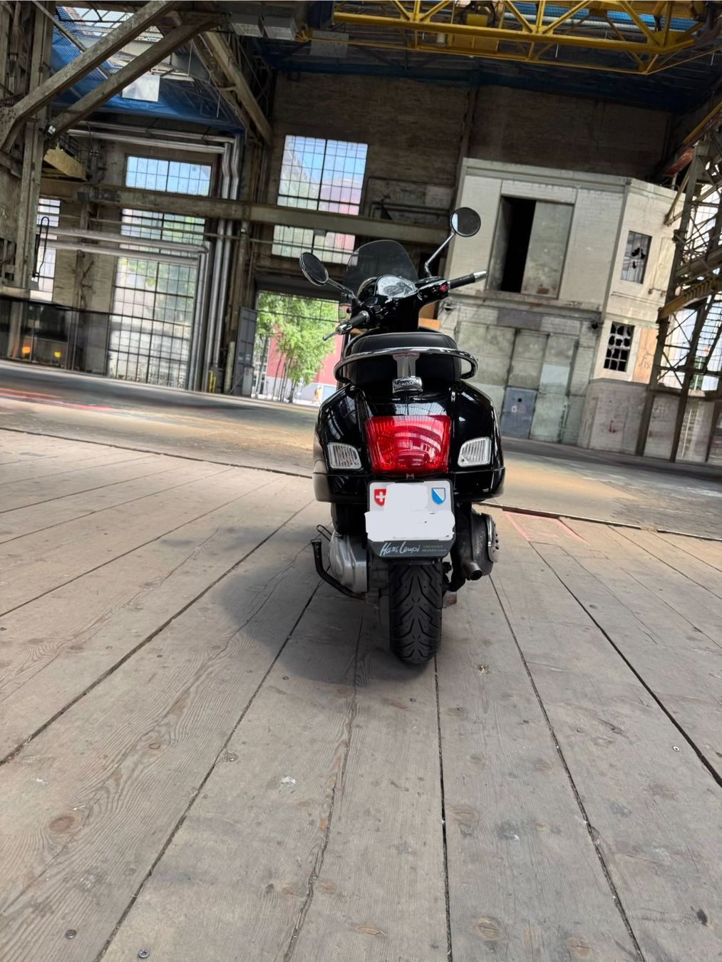 Vespa Scooter: Vespa GTS Super 125 - Mit Extras – Usato da Winterthur venduto da buscarov 3