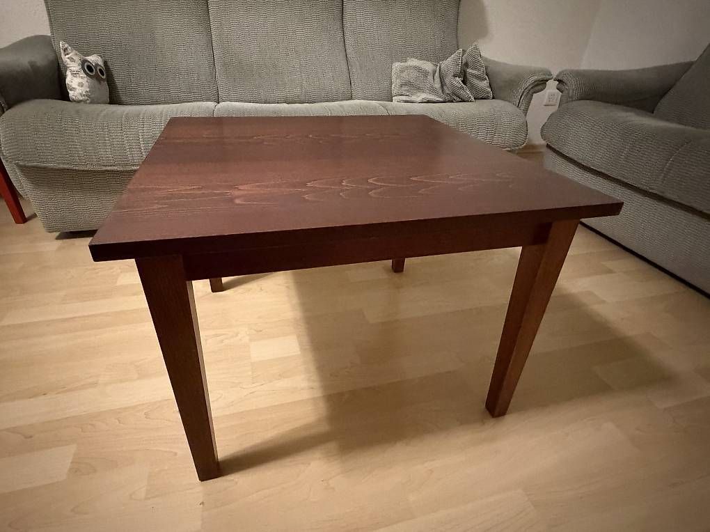 Tables: Gratis Beistelltisch oder Sofatisch – D'occasion à Aarau par Maeschi4 1