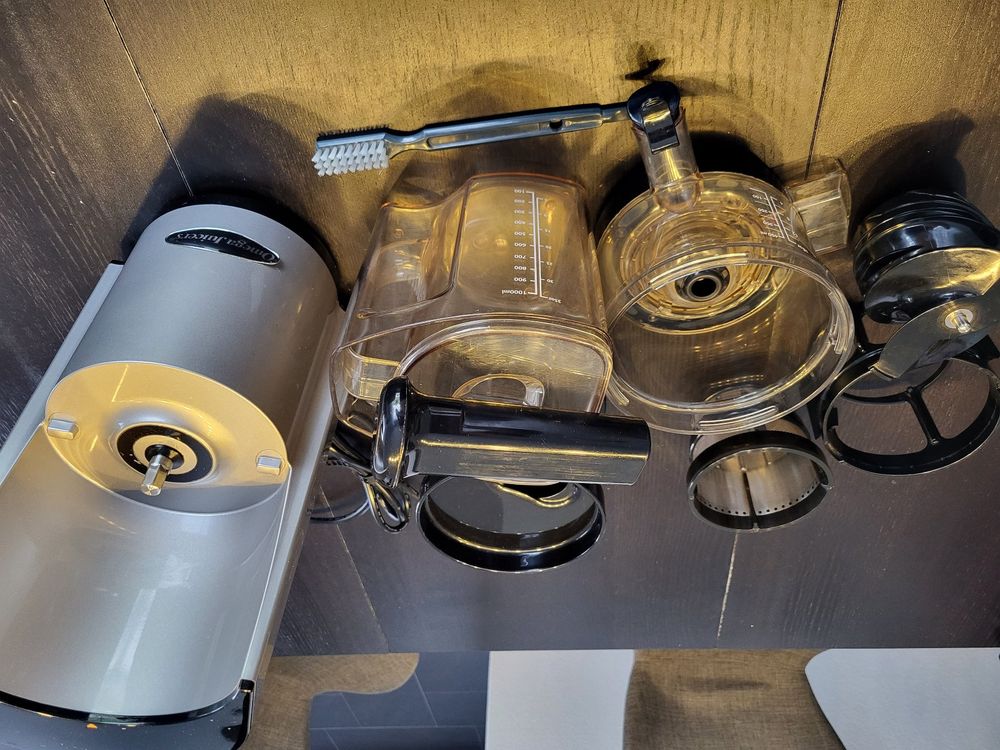 Omega Juicers VSJ843 komplett in Originalverpackung Kaufen auf Ricardo