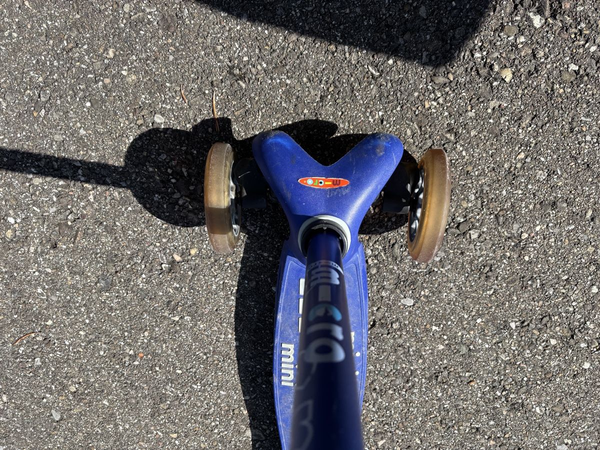 Micro Kickboard: Mini Micro Roller blau für Kinder – Usato da Ennetbaden venduto da Section_H 4
