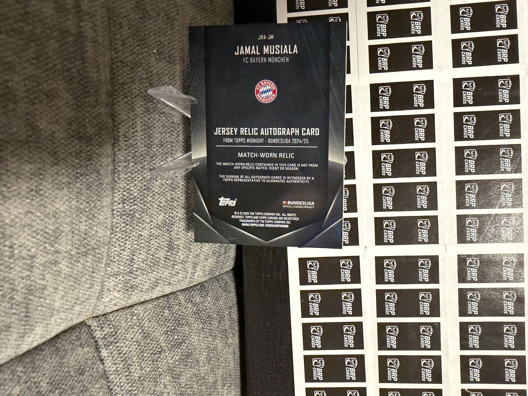 Topps Sammelbilder & Trading cards: TOPPS Bundesliga Jamal Musiala Patch Auto – Neu (gemäss Beschreibung) aus Hunzenschwil von rap_7tw9 1