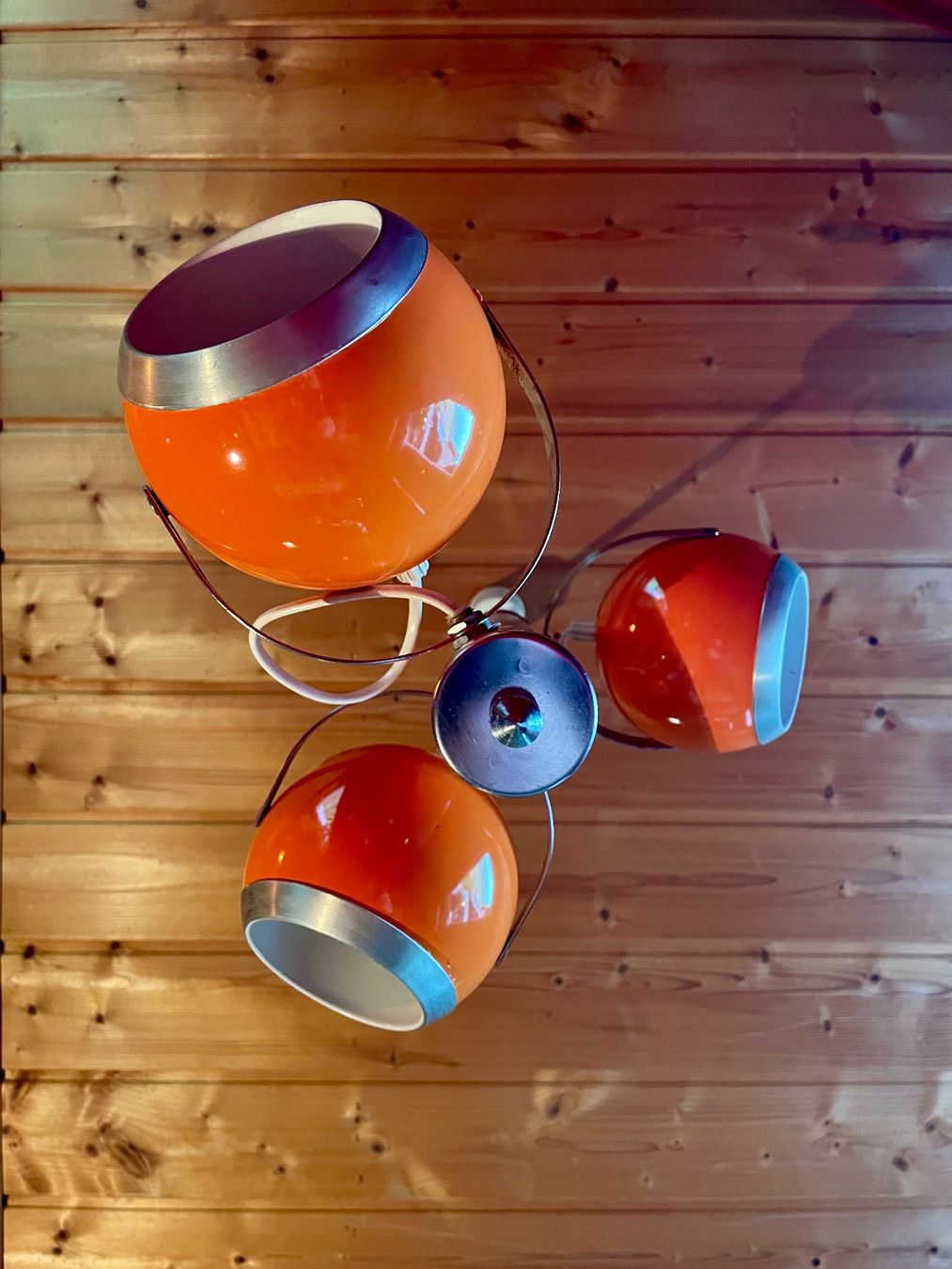 Lampadari & plafoniere: Lustre Eye-Ball Orange, année 70 – Usato da Prez vers Siviriez venduto da Mistinguette 3