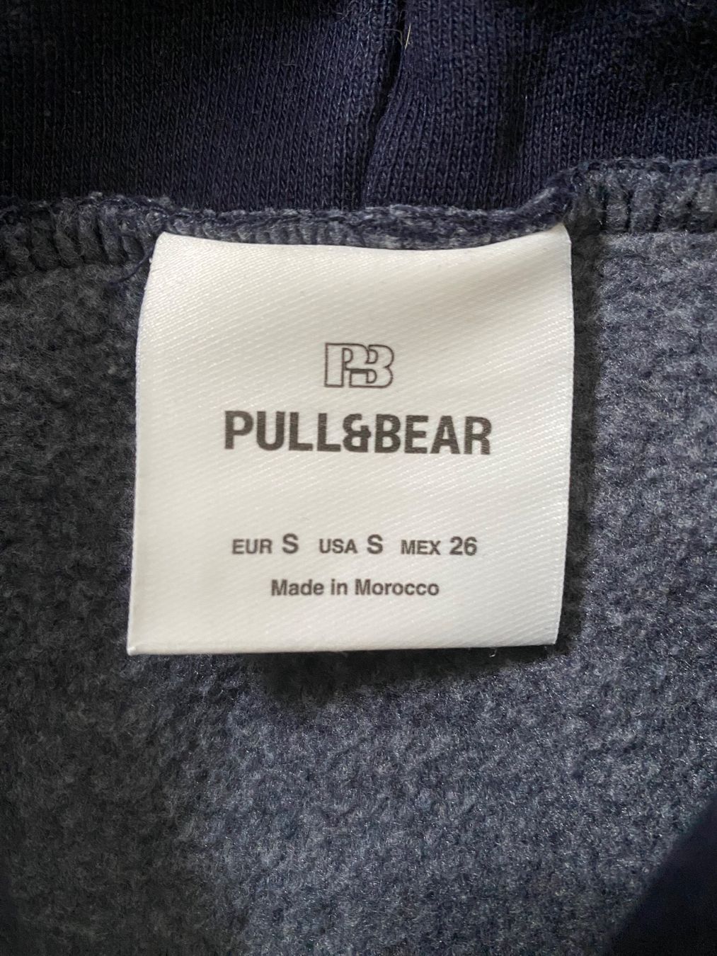 Pull&Bear Pullover & Sweatshirts: Pull&Bear Hoodie – Gebraucht aus Bubikon von Talas09 2