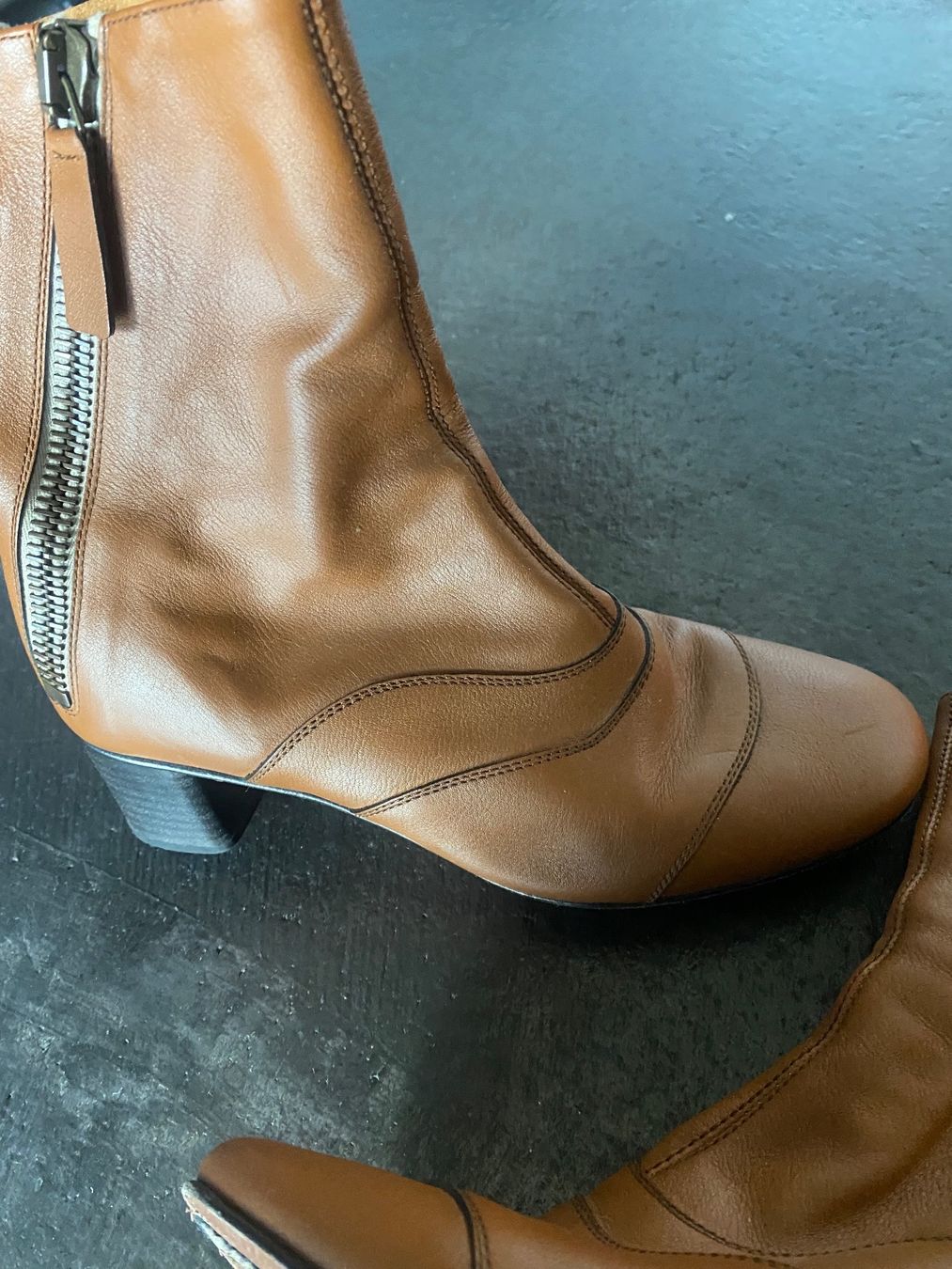 Chloé Scarpe da donna: Stiefeletten von Chloe 38 camel – Usato da Chur venduto da simhofstr