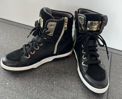 Nagelneue Moschino Sneaker Halbschuhe Gr. 37