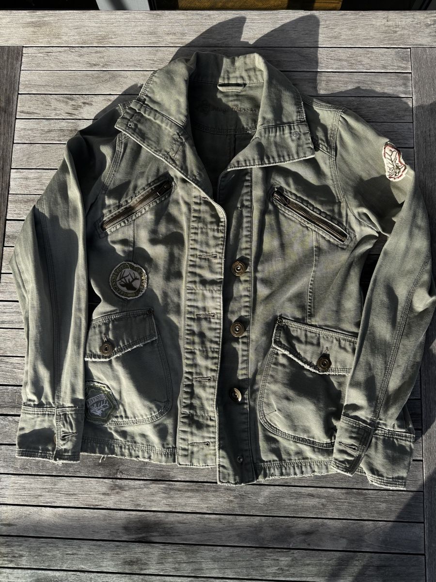 Giacche: Veste kaki – Usato da Genève venduto da Thelimitedshop