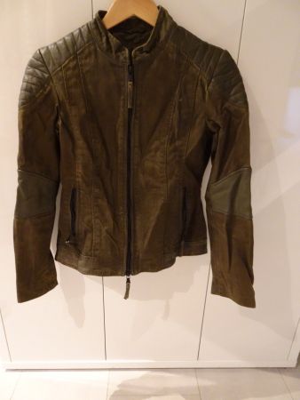 Coole olivegrüne Leder-Jacke von Be Edgy Gr. S - Chri24.3