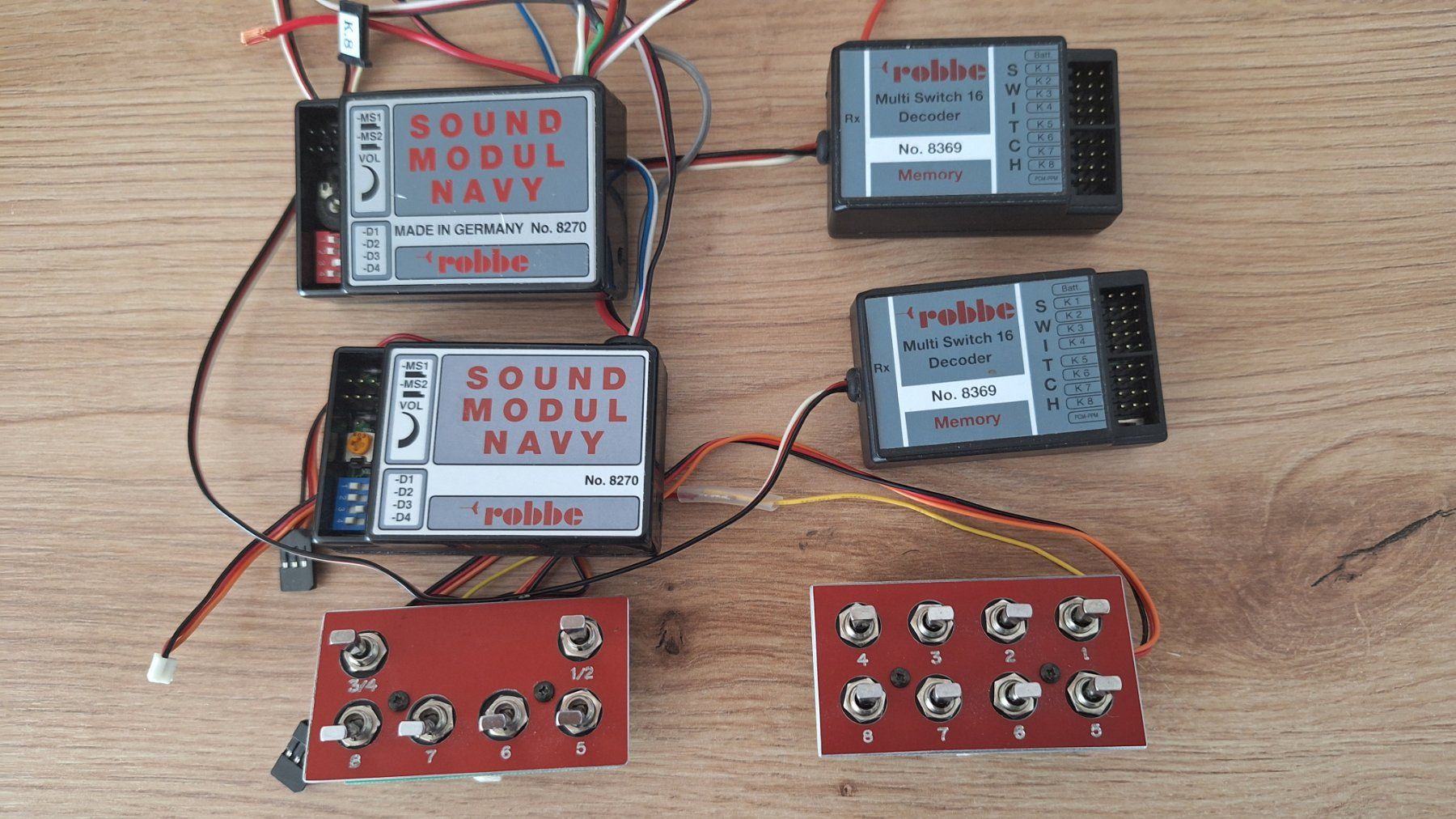 Robbe Modellismo RC: robbe  Sound Modul Navy, Multi Switch 16 Decoder, Switcher – Usato da Worben venduto da flur52