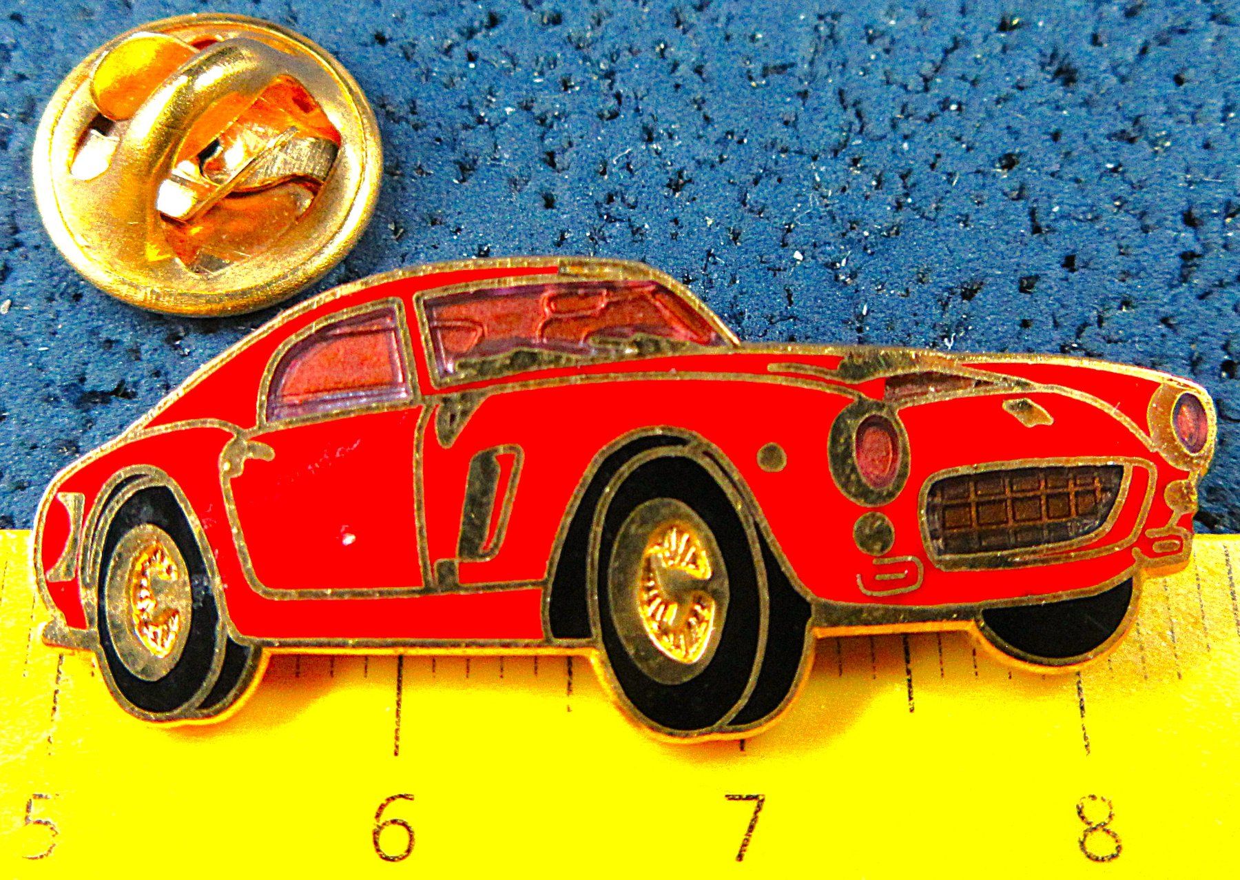 FERRARI 250GT ROT SPORT-CAR OLDTIMER AUTO PIN ENAMEL GOLDIG (Gebraucht ...