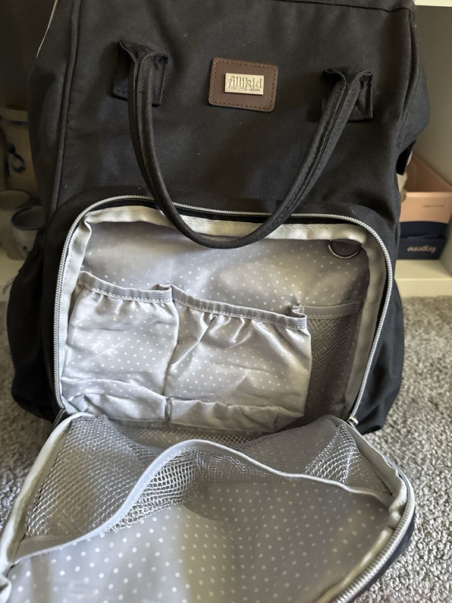 Fillikid Zaini: Fillikid Wickelrucksack / Windelrucksack, schwarz! – Usato da Vilters venduto da tha-tha 2