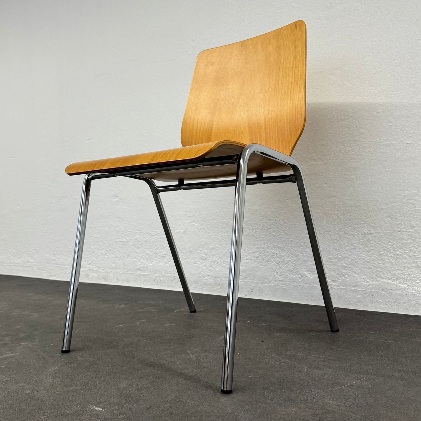 Sedie: Office Design Vintage Form Stuhl – Usato da Schönenwerd venduto da mcofficeshop 6