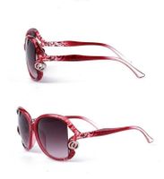 Neu: 70er Jahre Retro Sonnenbrille Vintage Rot Damen