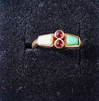 Kleiner Goldring mit Opal & Granat fein verspielt + sehr alt