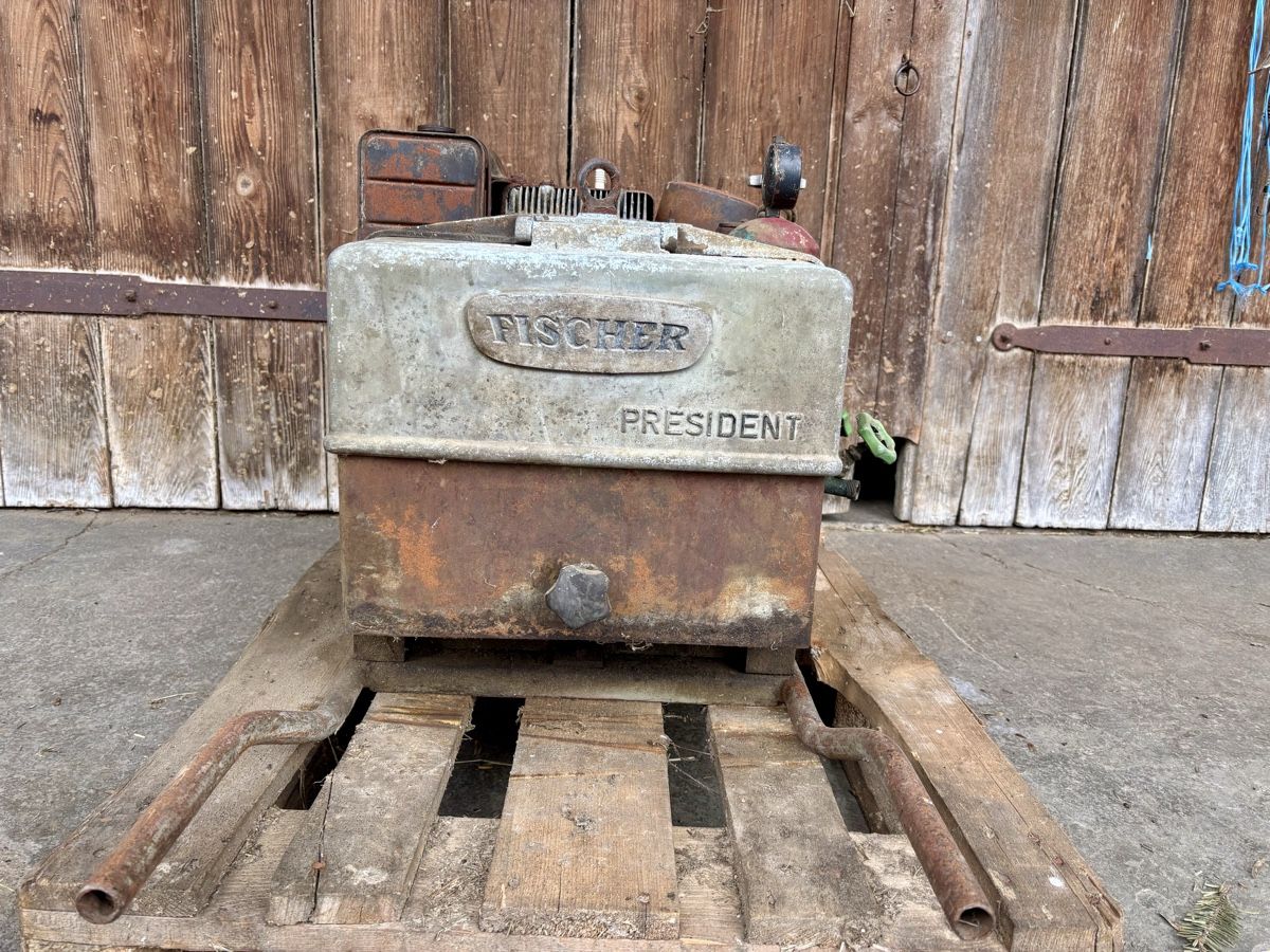 Fischer Pompe & Parti di ricambio: Alter Motor mit Fischer-Pumpe – Difettoso da Gündisau venduto da yuma06 4