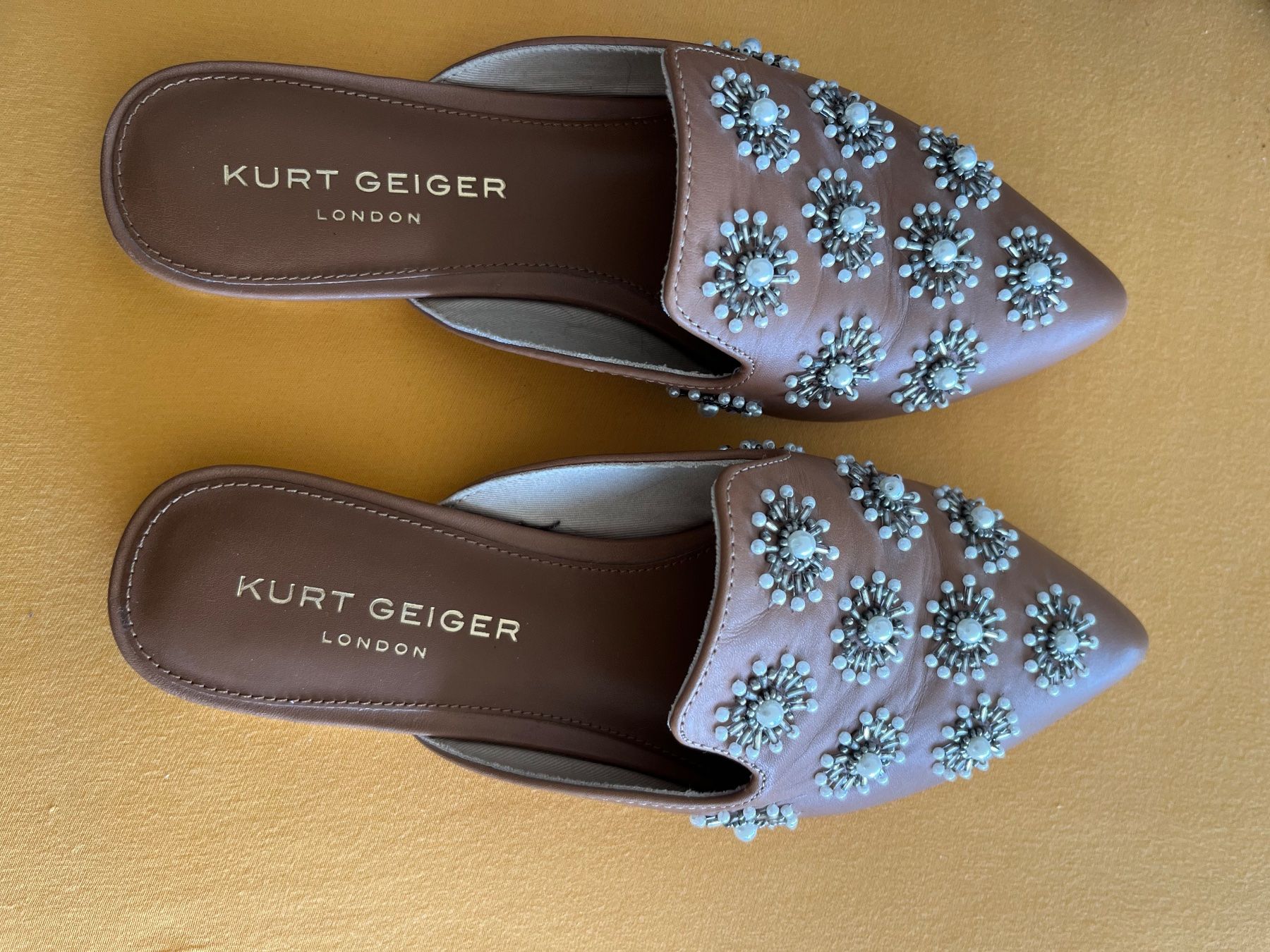 Kurt Geiger Damenschuhe: Schuhe Kurt Geiger 39 – Gebraucht aus Saanen von SoniaMichaela 1