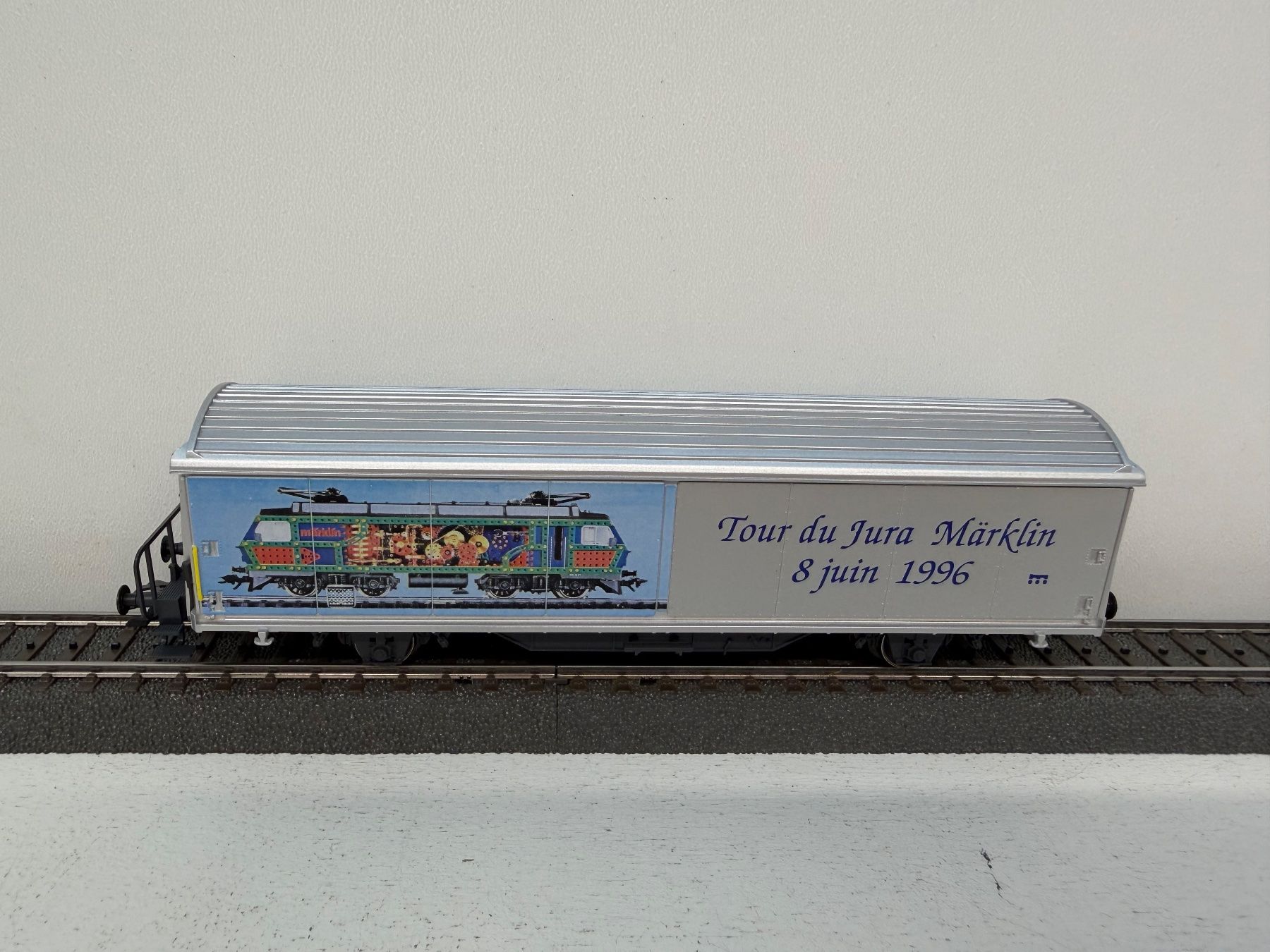 Märklin Modelleisenbahnen: Märklin  8. Juni 1996 Güterwagen Jura-Rundfahrt – Gebraucht aus Büsserach von ModellbahnDepot 2