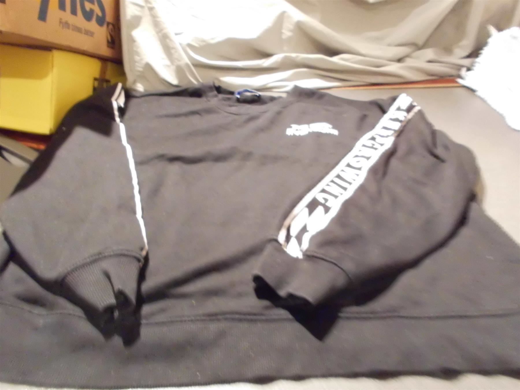 Zara Pulls & Sweat-shirts: Pullover Grösse S, Zara Basic, schwarz – D'occasion à Zürich par Motzkuh