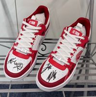 FC Thun Sneaker mit Autogrammen 1. Mannschaft rot weiss neu