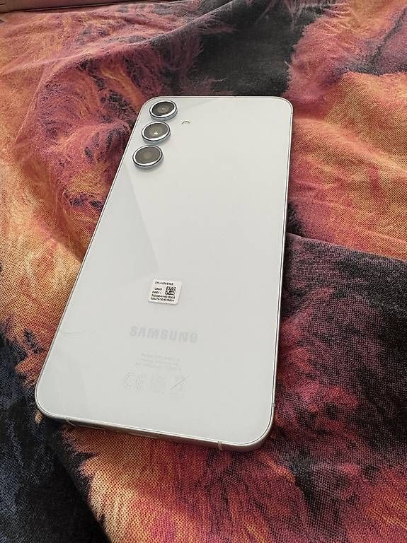 Samsung Telefoni cellulari / Smartphones: Samsung galaxy A55 5g – Nuovo (secondo la descrizione) da Oron-le-Châtel venduto da Twixs