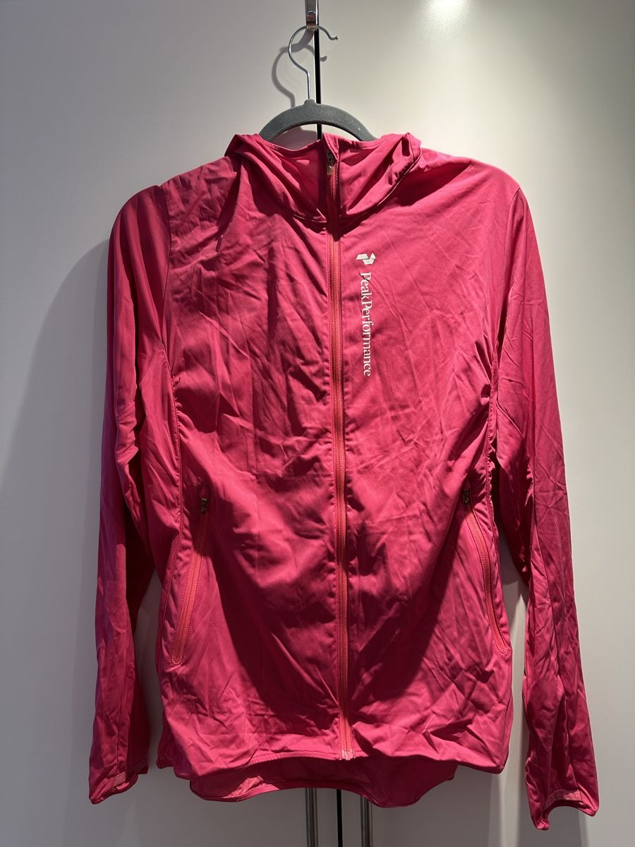 Peak Performance Giacche: Peak performance leichte Jacke in L pink – Usato da Eglisau venduto da Nic1906