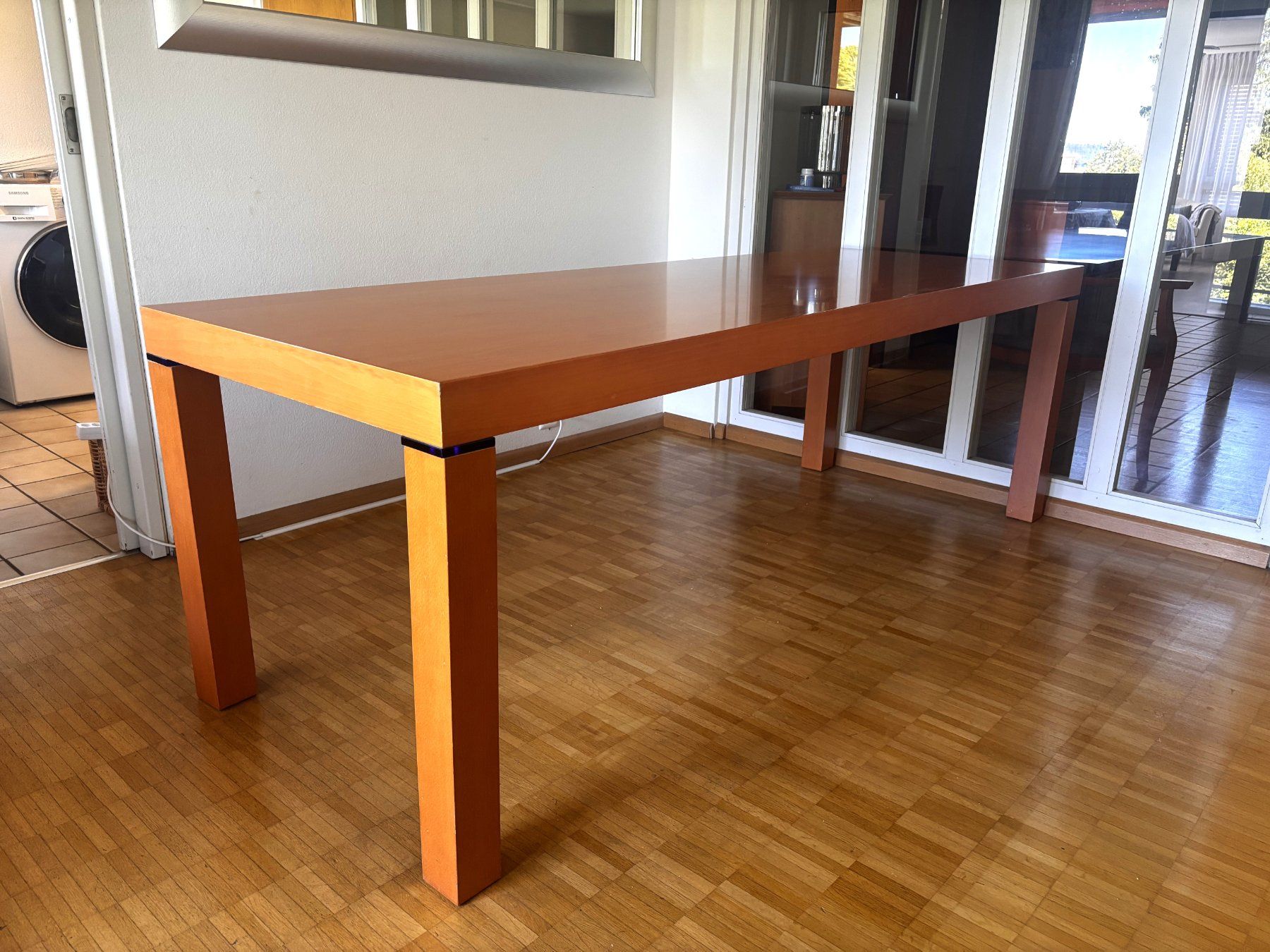 Set de table et chaises: Esstisch-Set Kirschbaumoptik, 220cm, 8 Stühle – D'occasion à Basel par Britt_D 1
