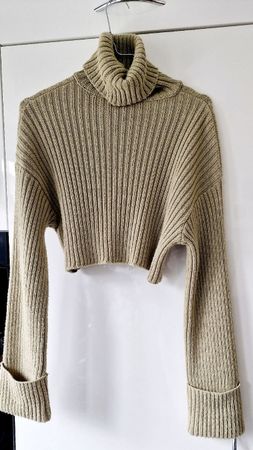 NA-KD Crop-Rollkragenpullover beige/oliv, Damen Gr. XXS/XS