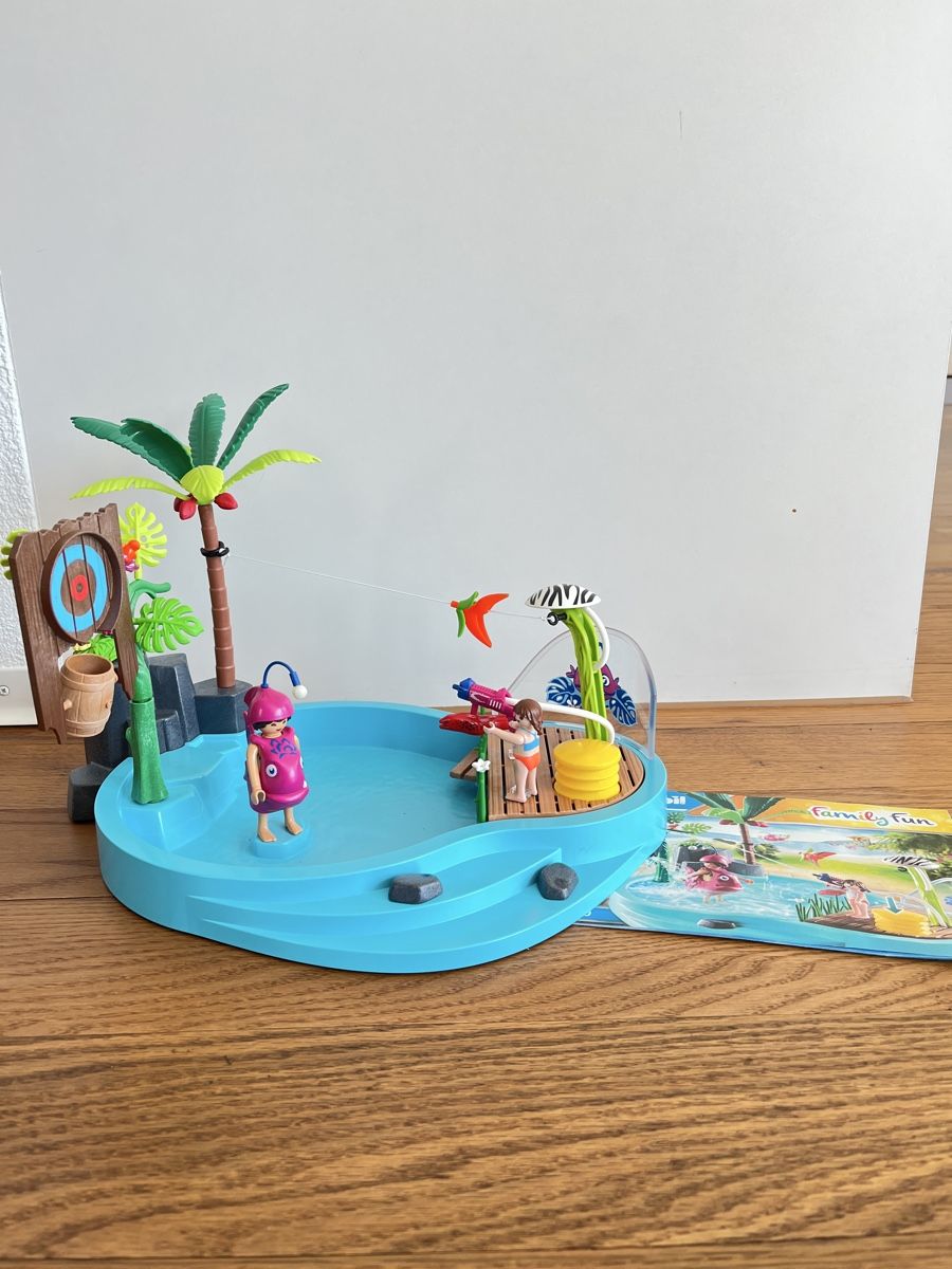 Playmobil Giocattoli: Playmobil Pool mit Wasserpistole 70610 – Usato da Winterthur venduto da Strubina 4