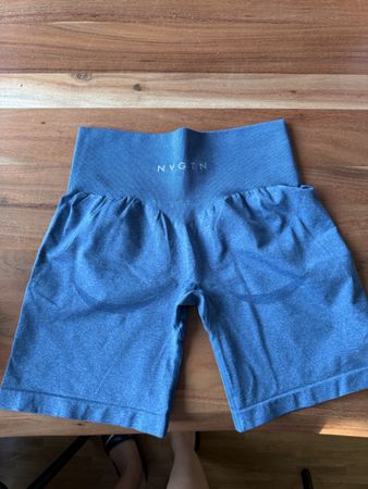 NVGTN Sport Shorts blau kurz gebraucht