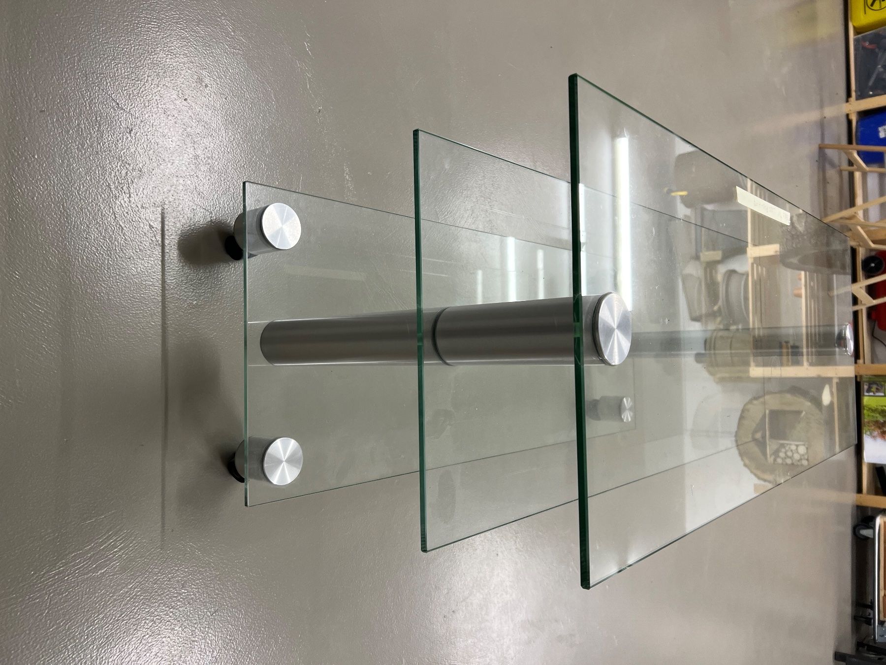 Meubles TV: Table verre métal pour télé – D'occasion à Estavayer-Le-Lac par pat_dbf9 1