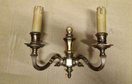 Wandleuchte Messing 2-flammig mit Kerzenhalsen Vintage