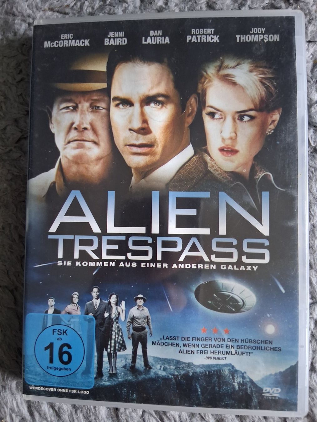 Tutti i DVDs: ALIEN TRESPASS     DVD – Usato da Wetzikon ZH venduto da Ramones01