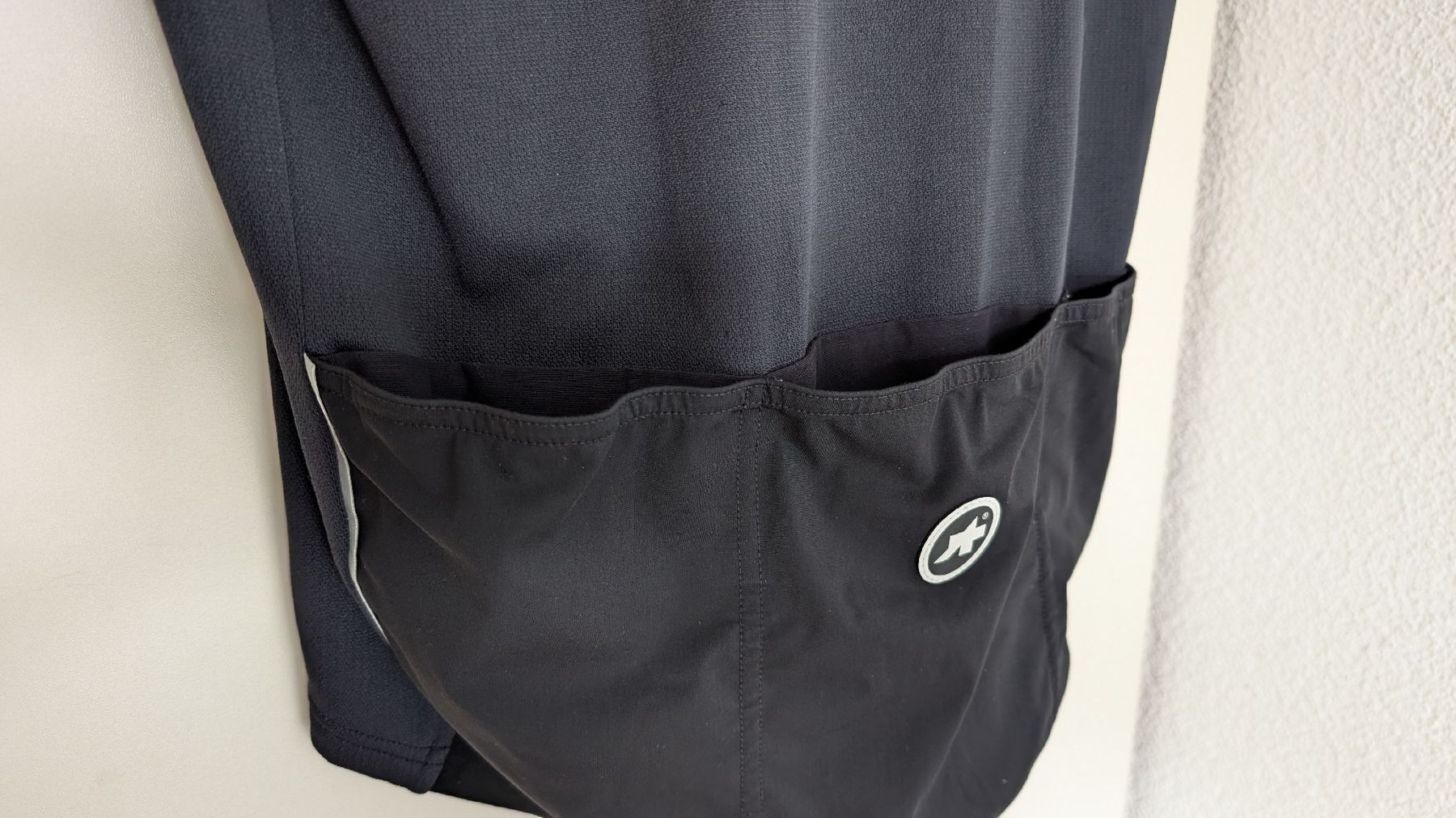 Assos Canottiere & Pantaloni: Assos Mille GT Jersey, M – Usato da Liebefeld venduto da Pacem 3