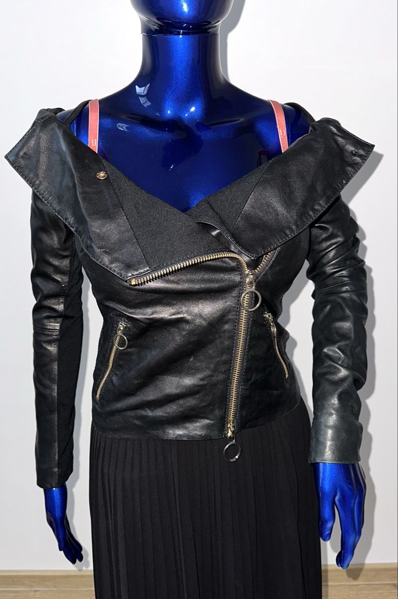Pinko Giacche: PINKO LEDERJACKE GR. 32-34 – Usato da Unteraegeri venduto da MH203 1