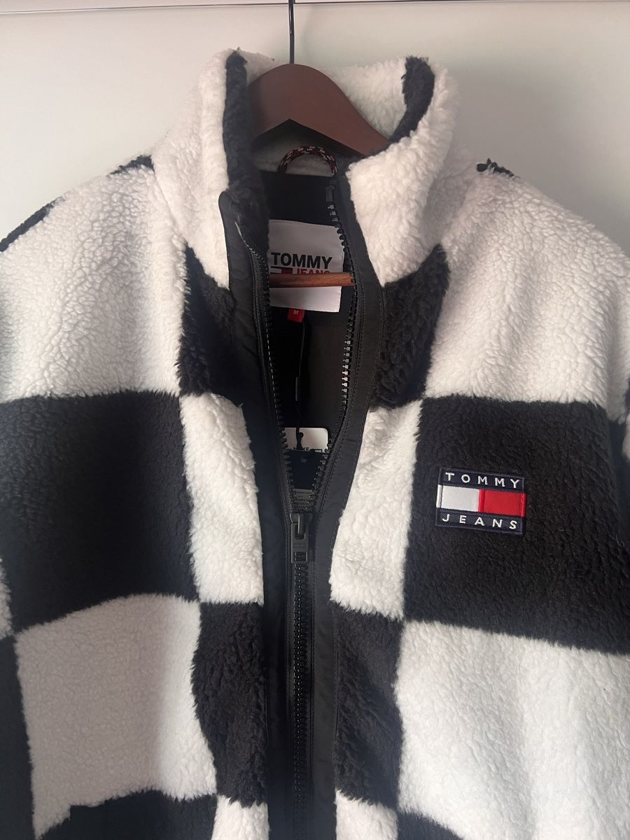 Tommy Hilfiger Jacken: Tommy Hilfiger veste – Neu und originalverpackt aus Monthey von Joseph-29 1
