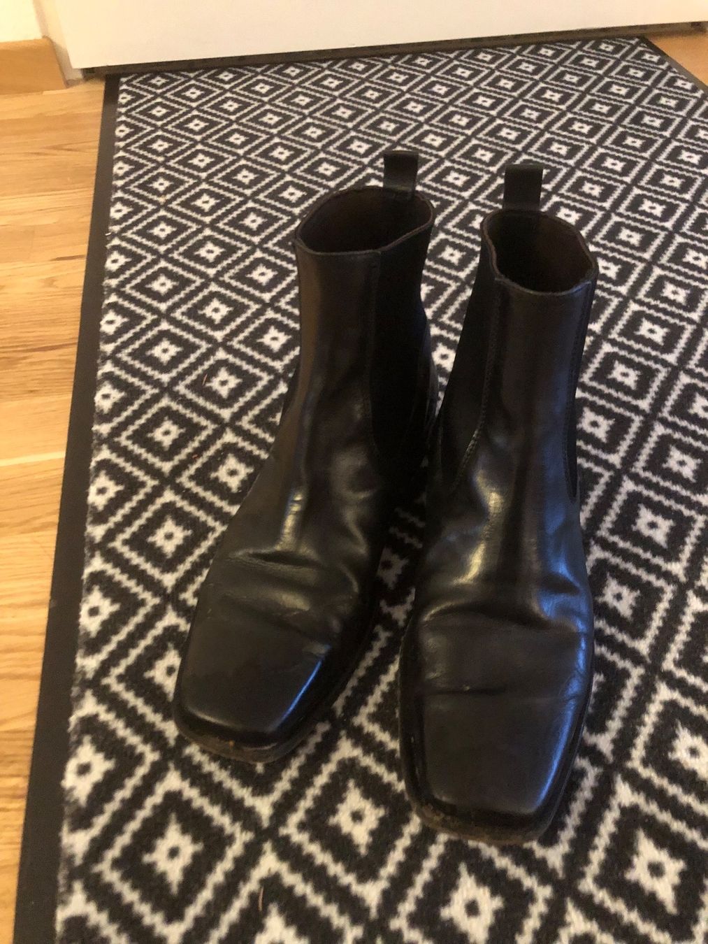 Dolce & Gabbana Herrenschuhe: Halbstiefel Schwarz Grösse 42 dolce & Gabbana – Gebraucht aus Zürich von manuunited
