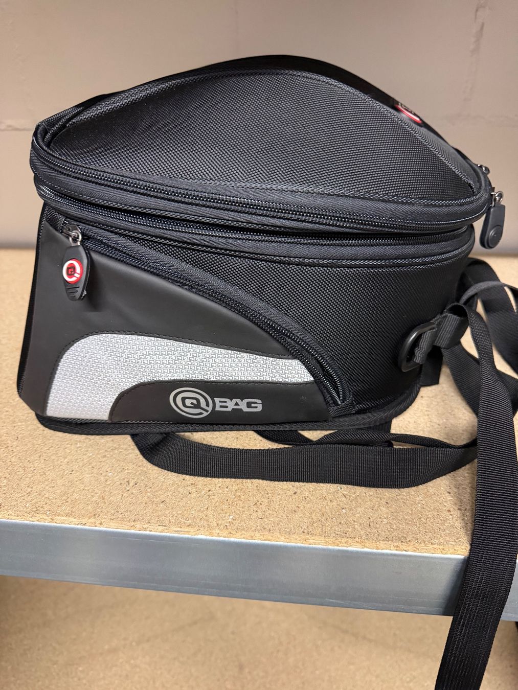 Borse: Motorrad Hecktasche QBag – Usato da Busswil BE venduto da Leuzmo