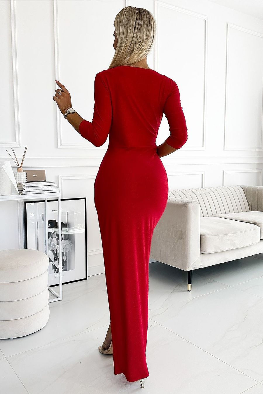 Robes: Wunderschönes, rotes Abendkleid mit Schlitz, Grösse 36 - neu – Neuf avec emballage d'origine à Romanshorn par mar_q9wf 1